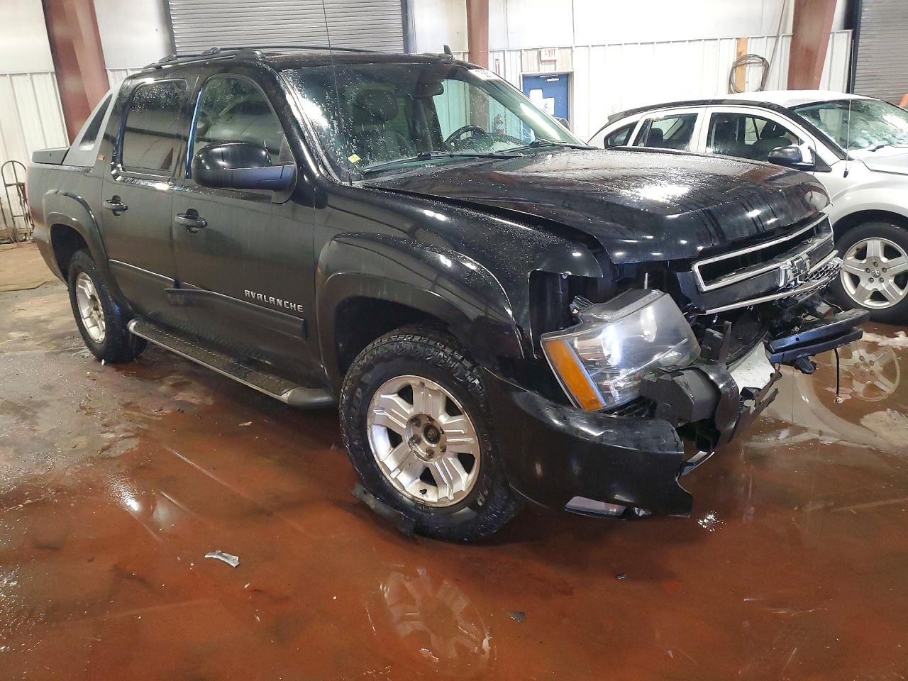 2011 Chevrolet Avalanche Lt - Image 4
