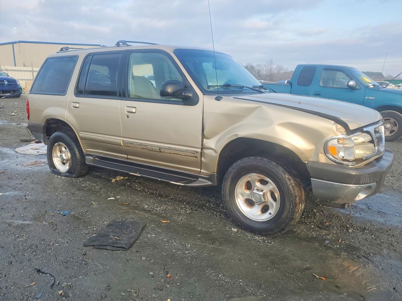 2001 Ford Explorer Xlt - Image 4