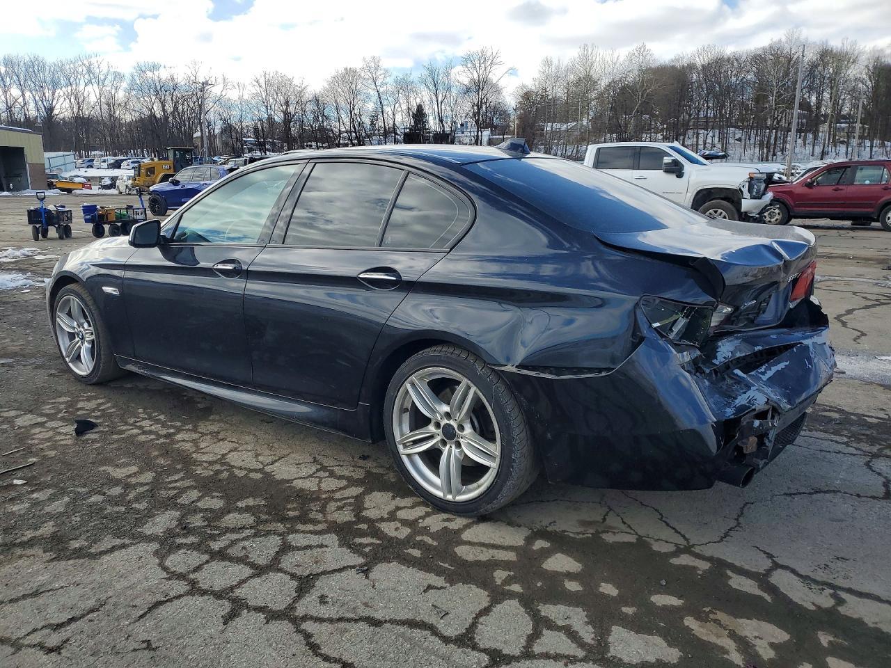 2013 BMW 535 Xi - Image 2