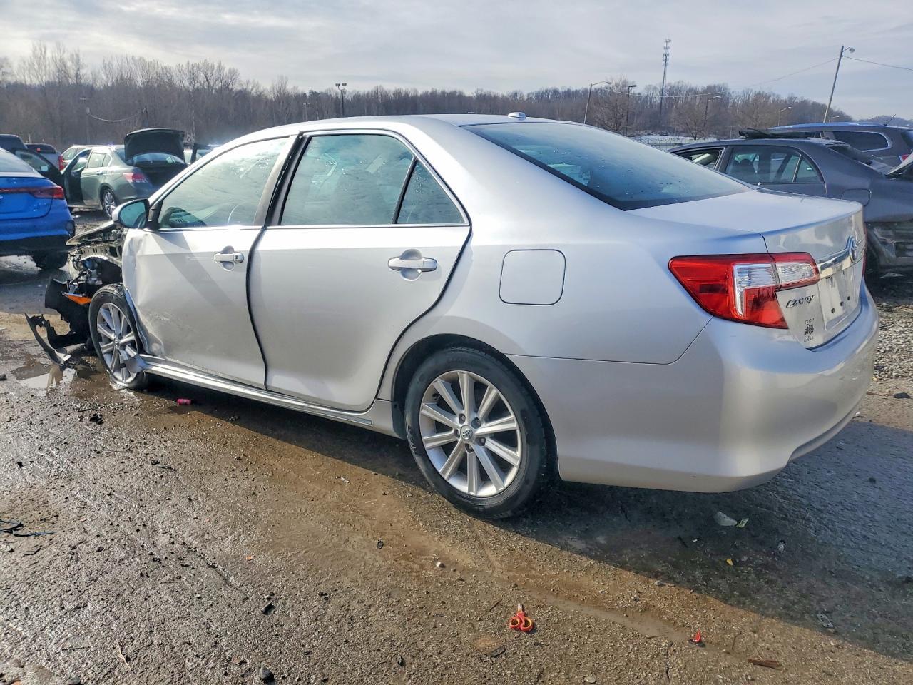 2014 Toyota Camry Xle - Фото 2