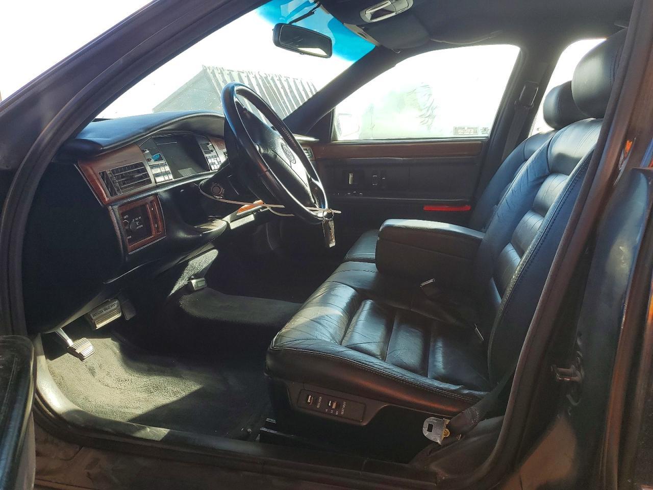 1994 Cadillac Deville - Image 7