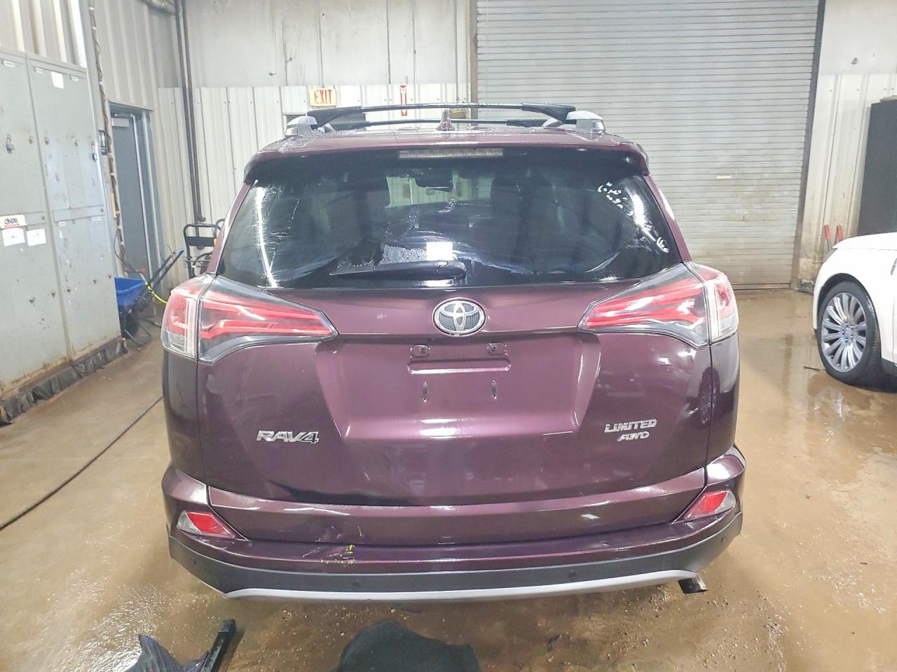 2017 Toyota Rav4 Limited - Фото 6