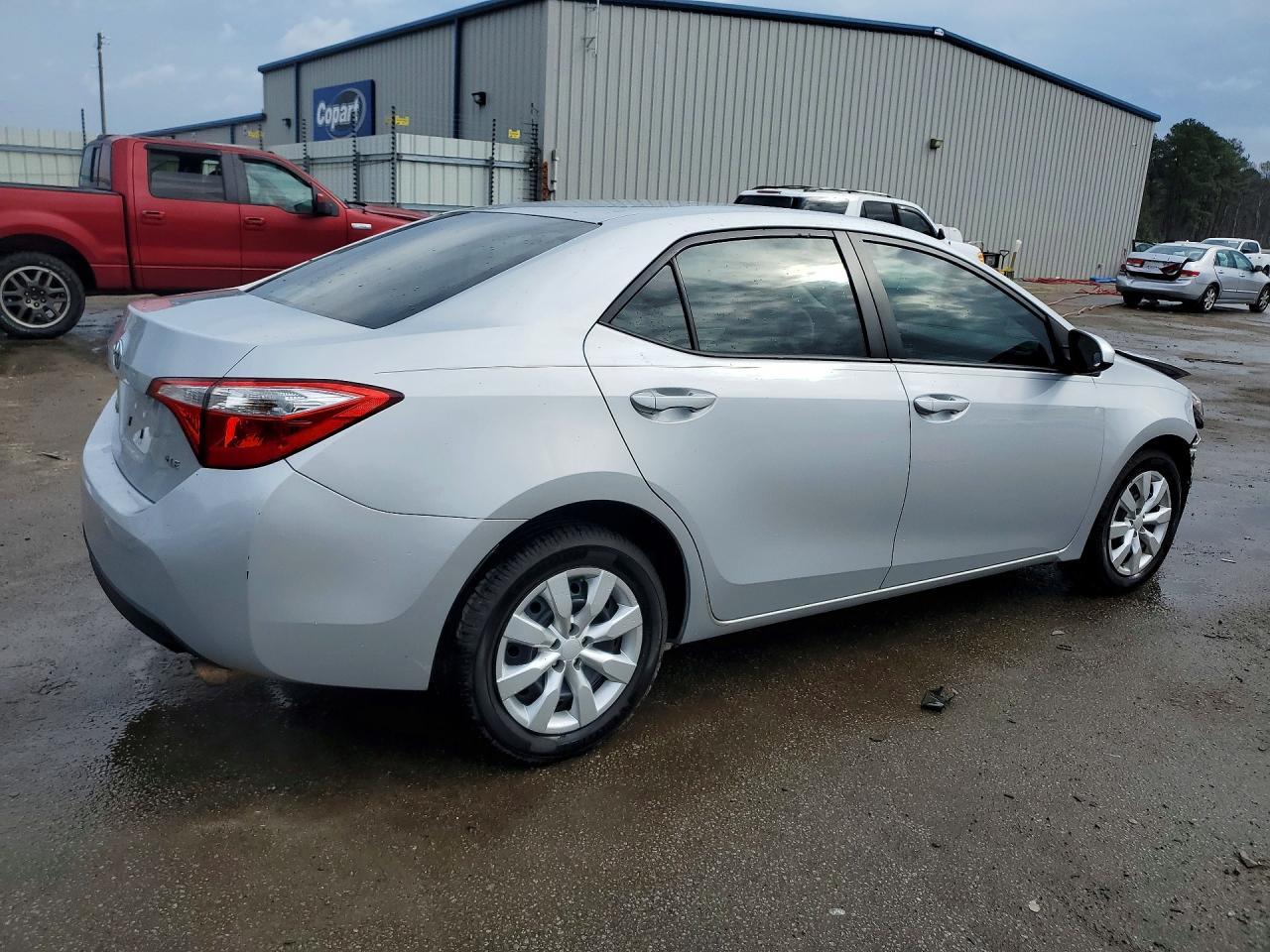 2014 Toyota Corolla Le - Image 3