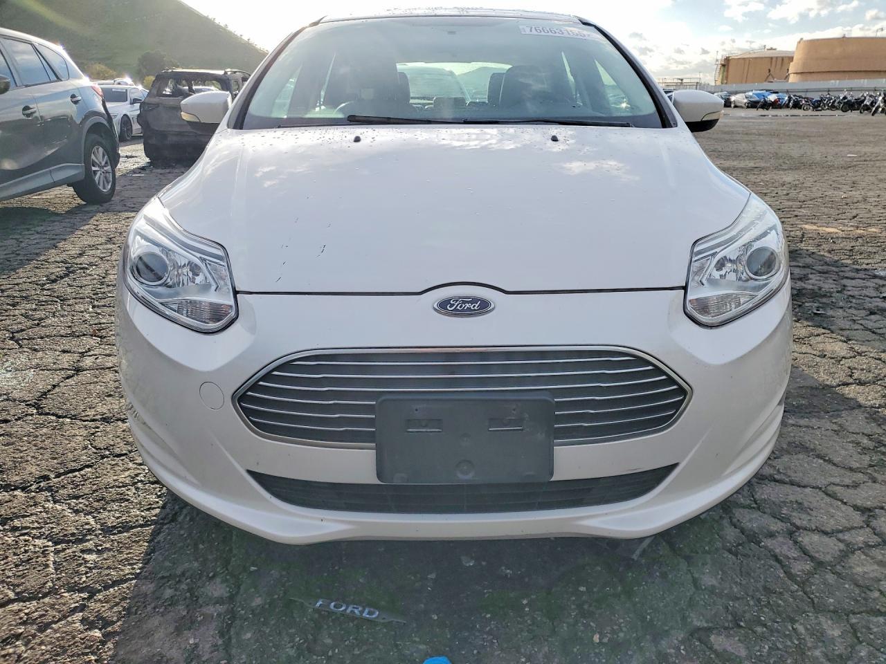 2017 Ford Focus Bev - Фото 5
