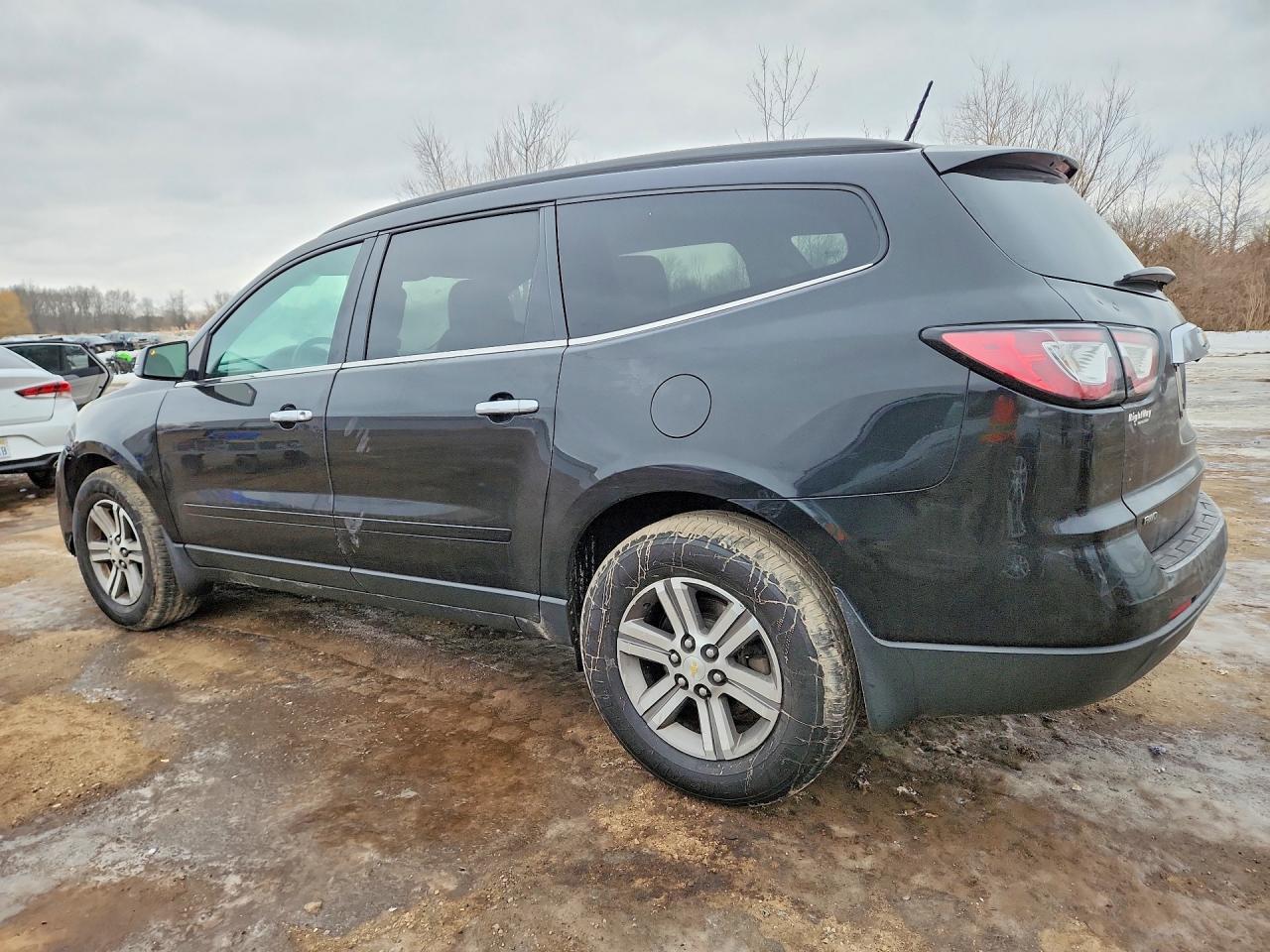 2016 Chevrolet Traverse Lt - Фото 2