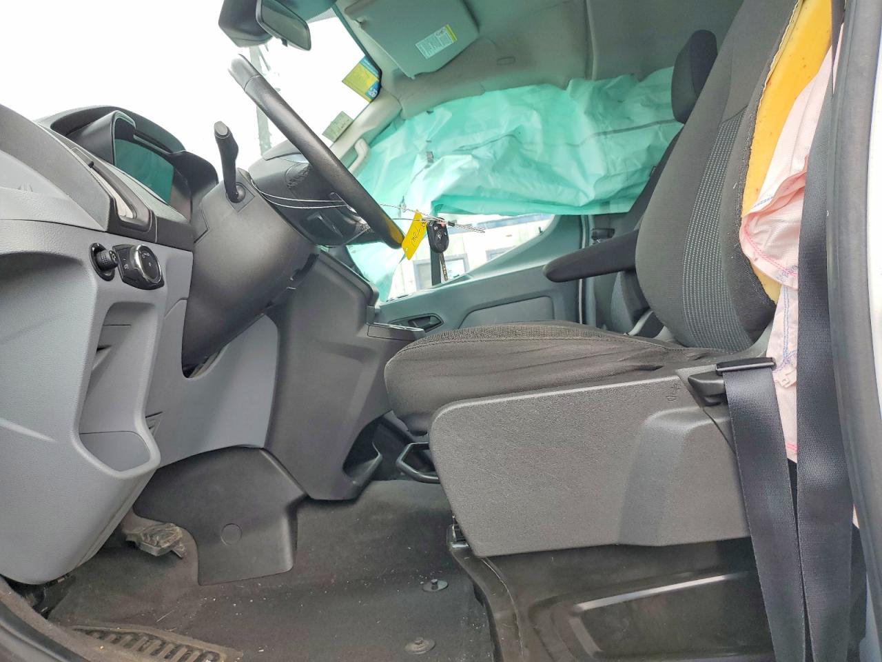 2017 Ford Transit T-150 Xl Passenger Van - Image 7