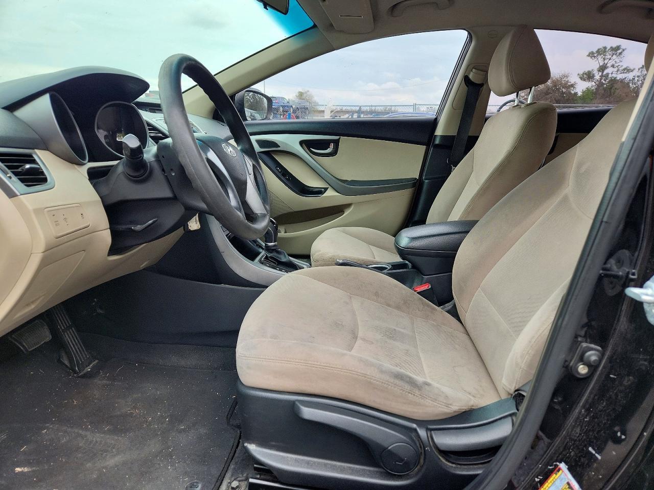 2016 Hyundai Elantra Se - Фото 7