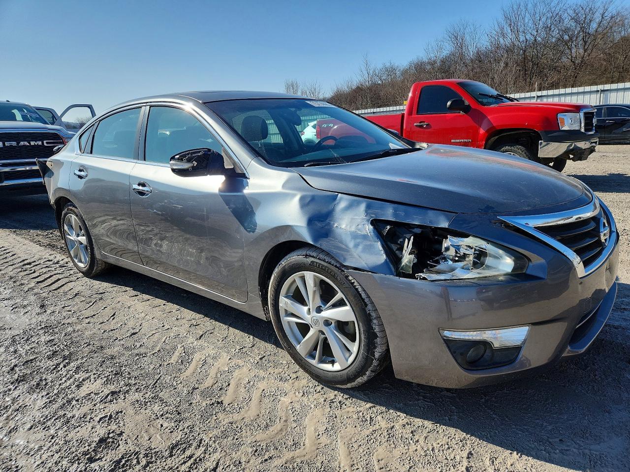 2014 Nissan Altima 2.5 - Image 4