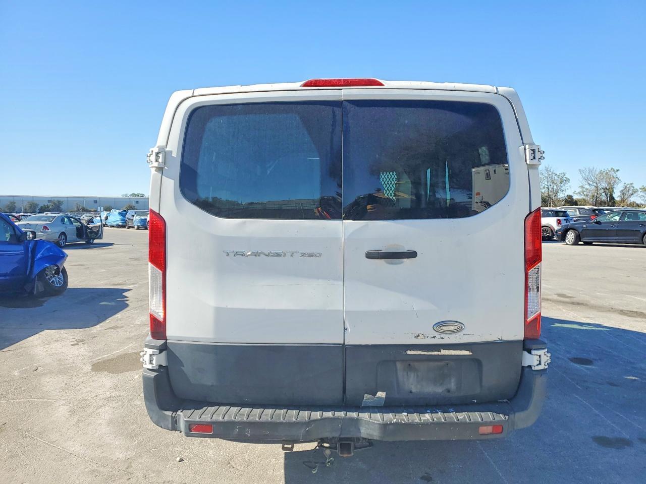 2015 Ford Transit T-250 Utility / Service Van - Фото 6