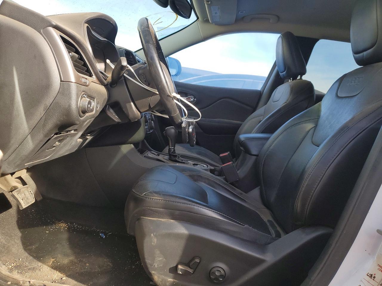 2019 Jeep Cherokee Limited - Image 7