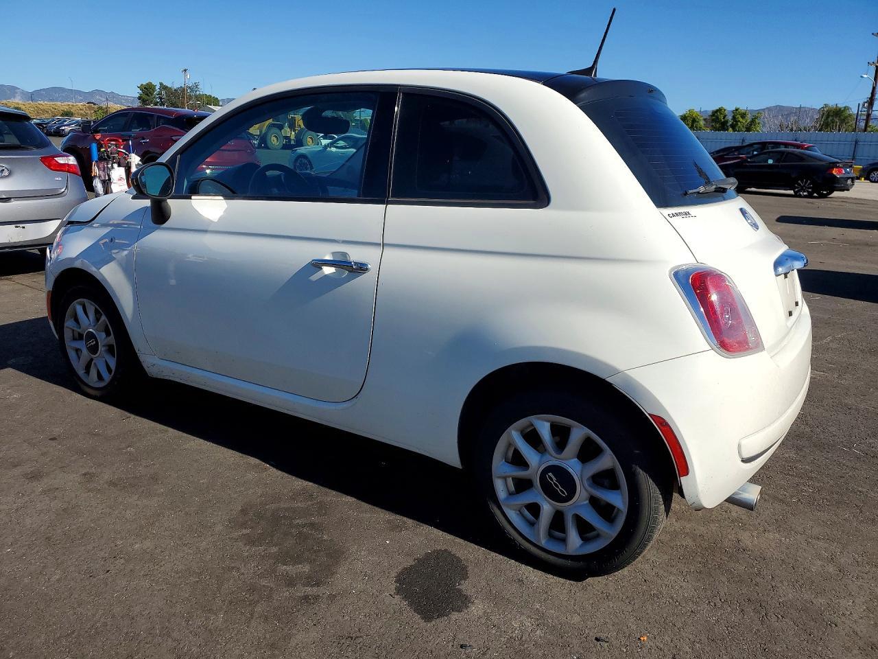 2017 Fiat 500 Pop - Фото 2