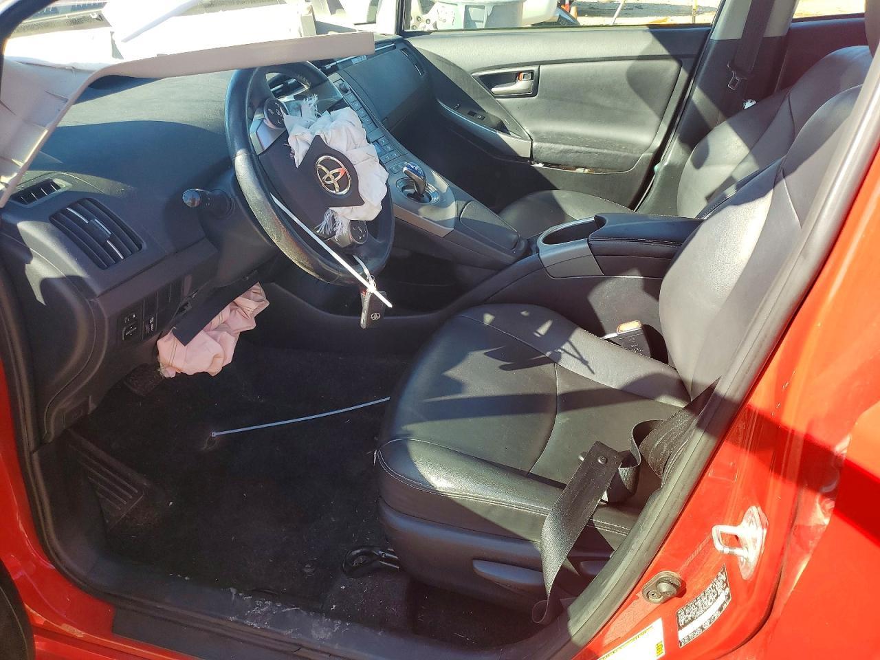 2015 Toyota Prius - Фото 7