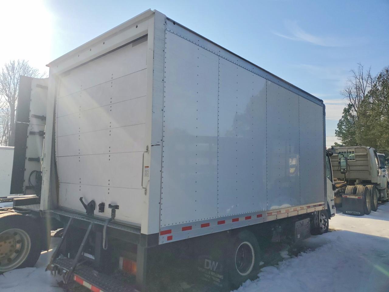 2022 Isuzu Npr Hd - Фото 3