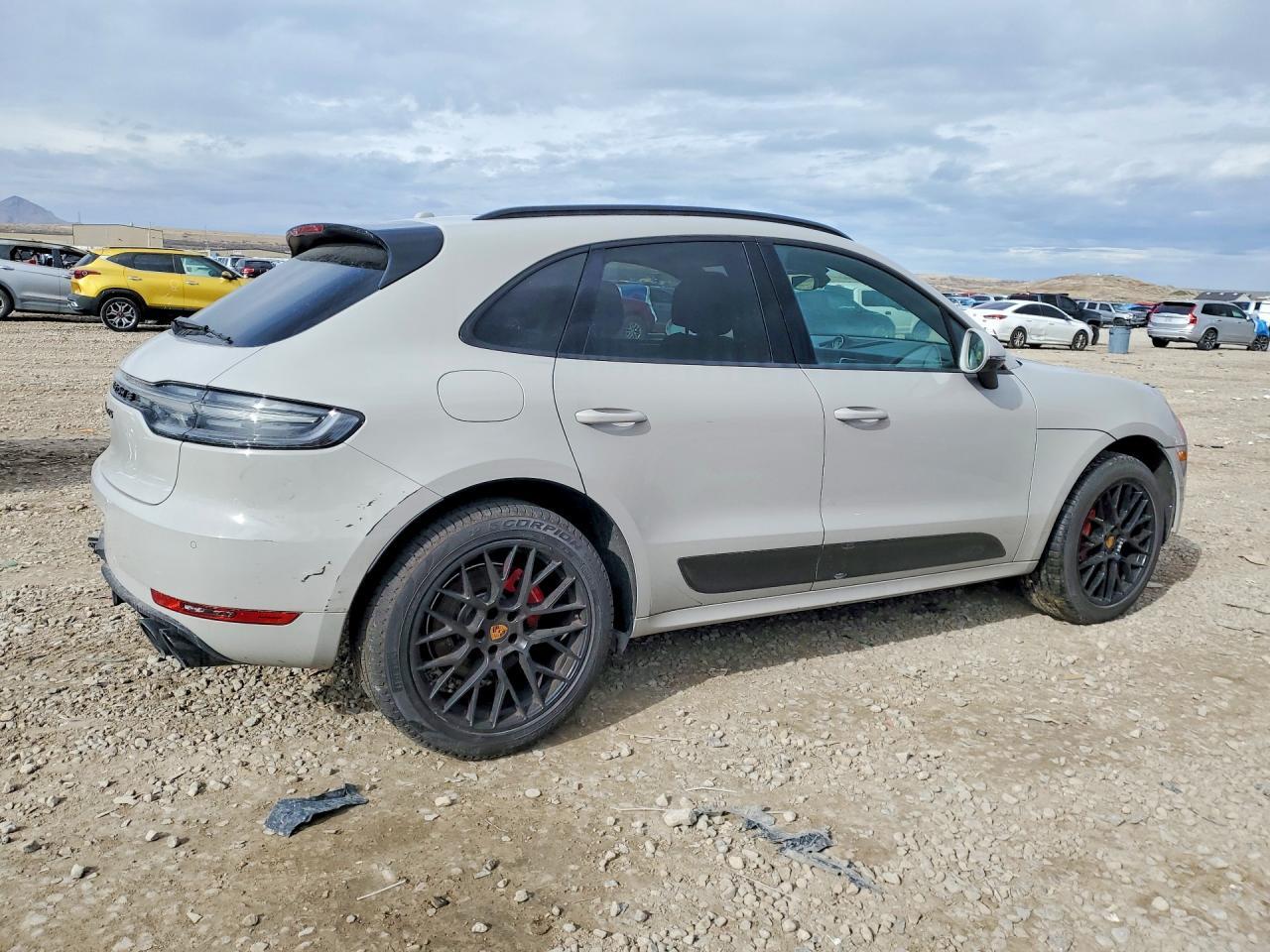 2021 Porsche Macan Gts - Image 3