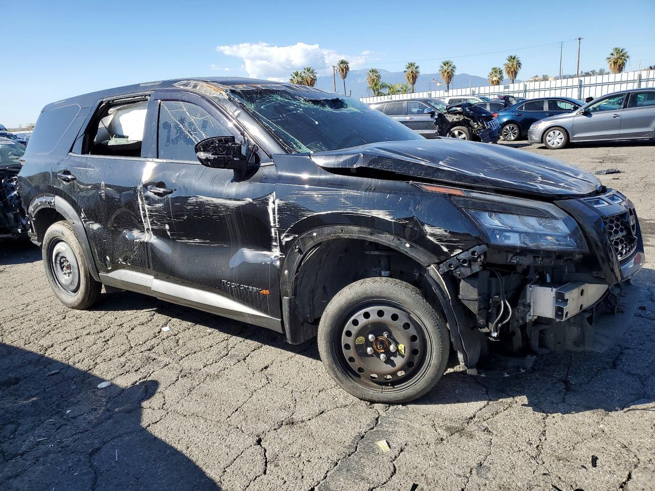 2023 Nissan Pathfinder Sv - Image 4