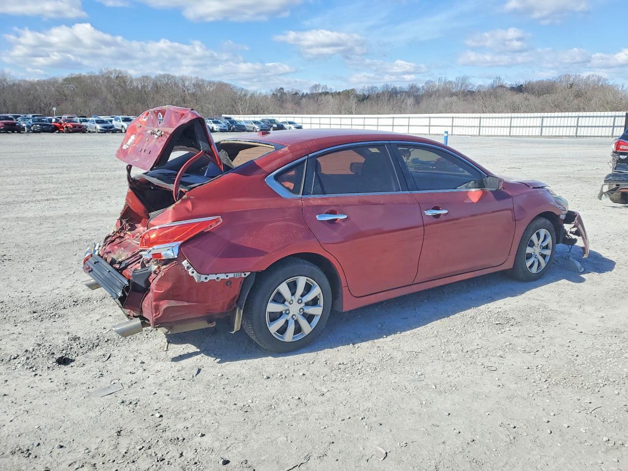 2015 Nissan Altima 2.5 S - Image 3
