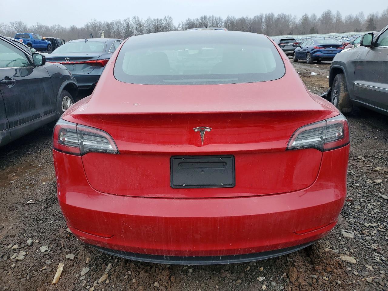 2023 Tesla Model 3 - Фото 6
