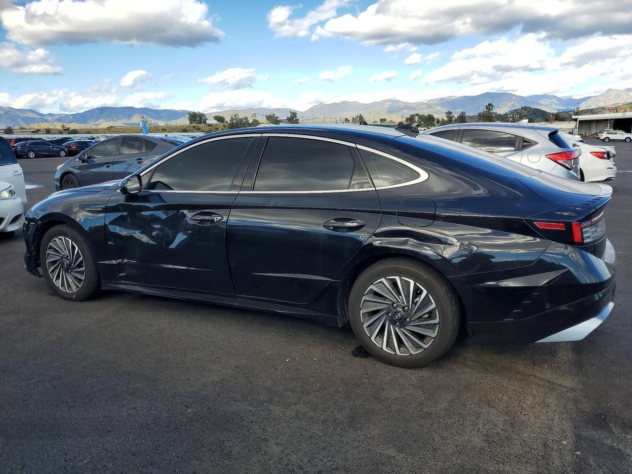 2025 Hyundai Sonata Hybrid - Фото 2