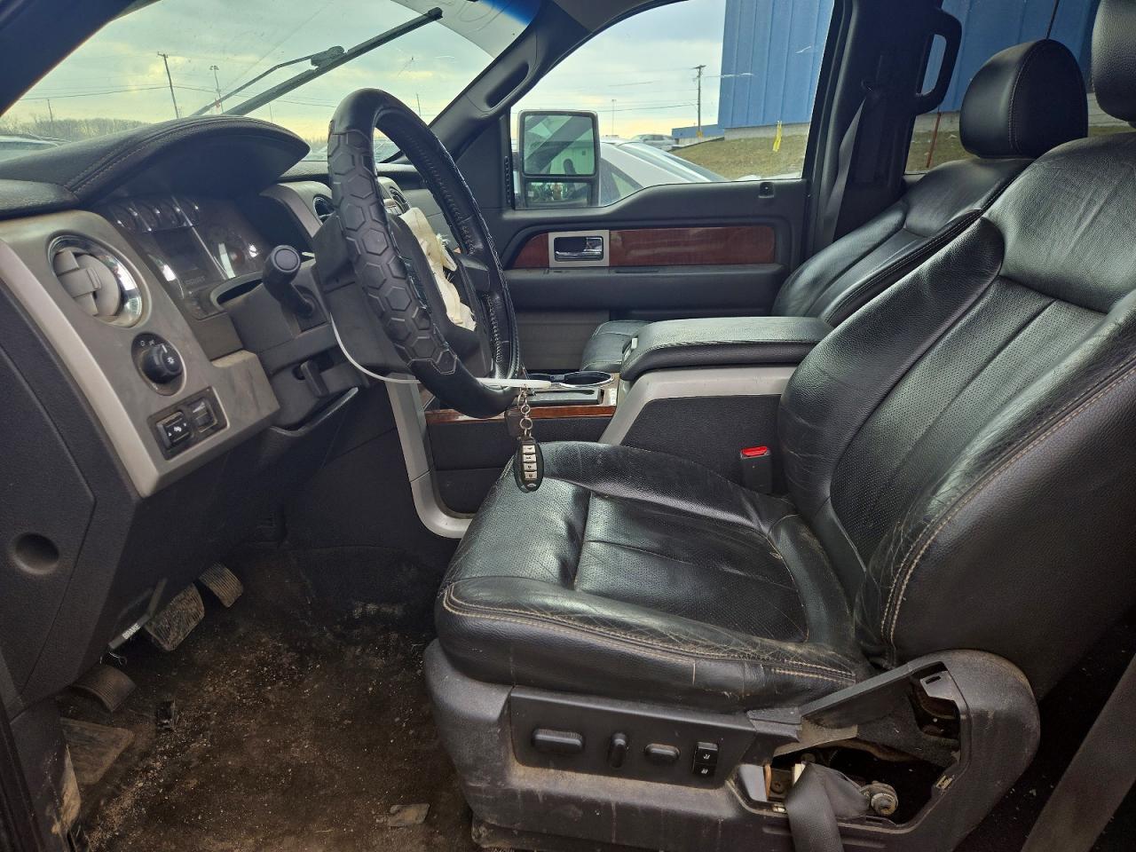 2010 Ford F150 Supercrew - Image 5