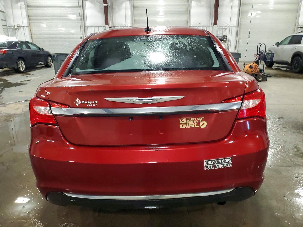 2014 Chrysler 200 Lx - Фото 6