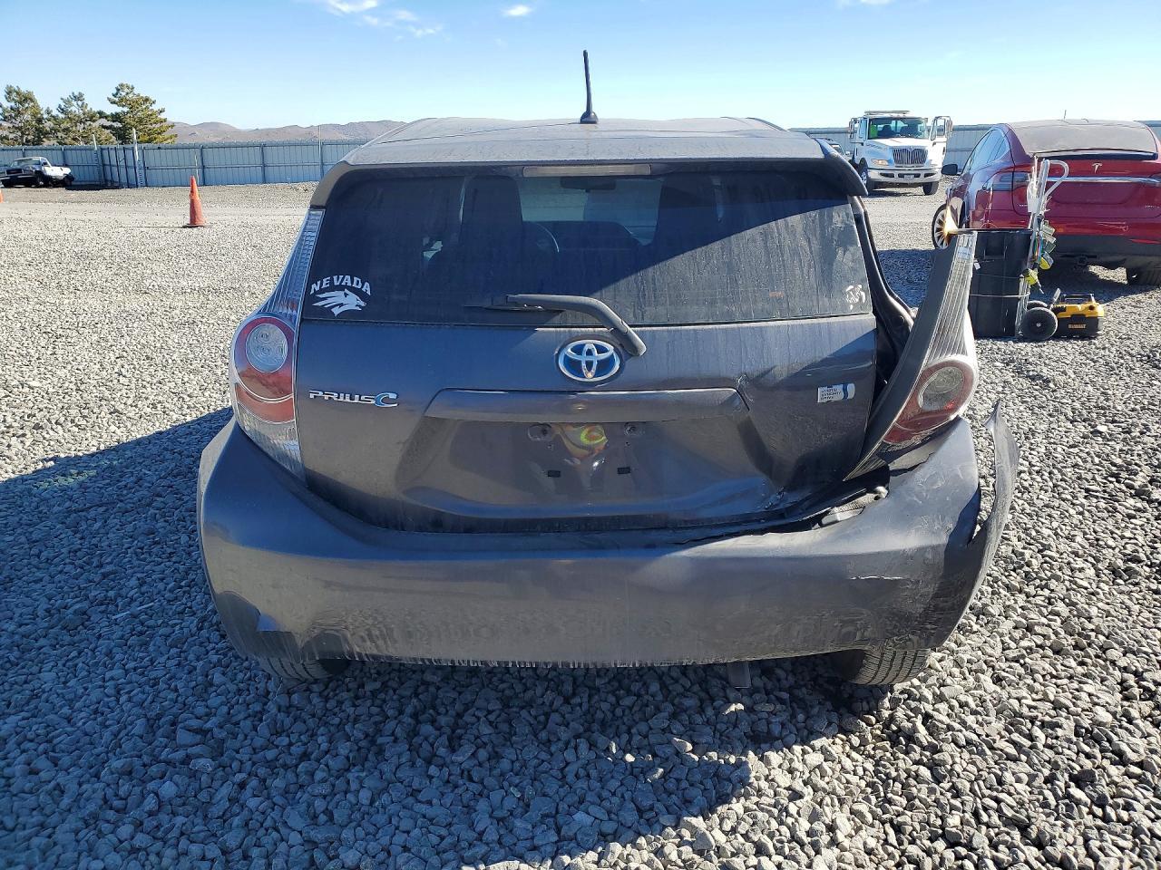 2014 Toyota Prius C - Фото 6