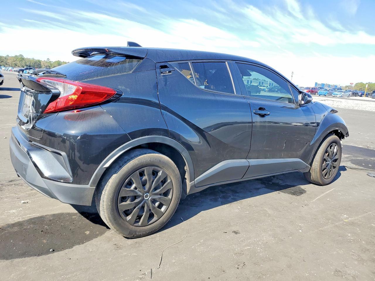 2019 Toyota C-Hr Le - Фото 3