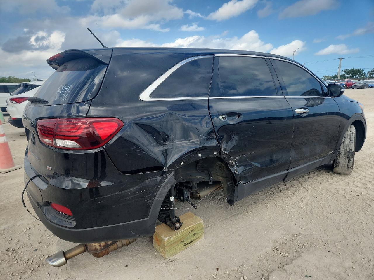 2019 Kia Sorento - Image 3