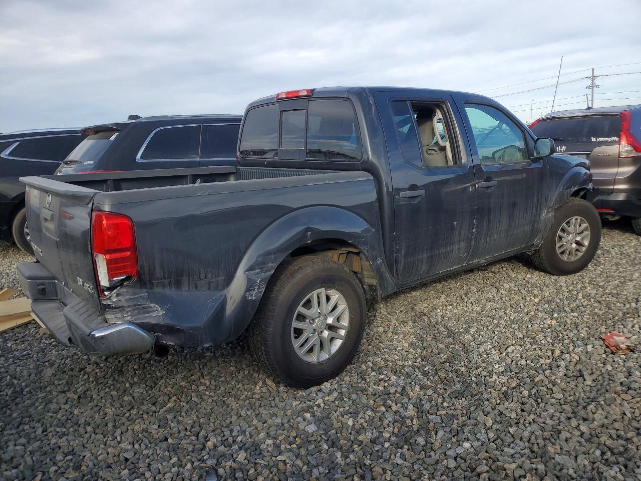 2025 Nissan Frontier S - Фото 3
