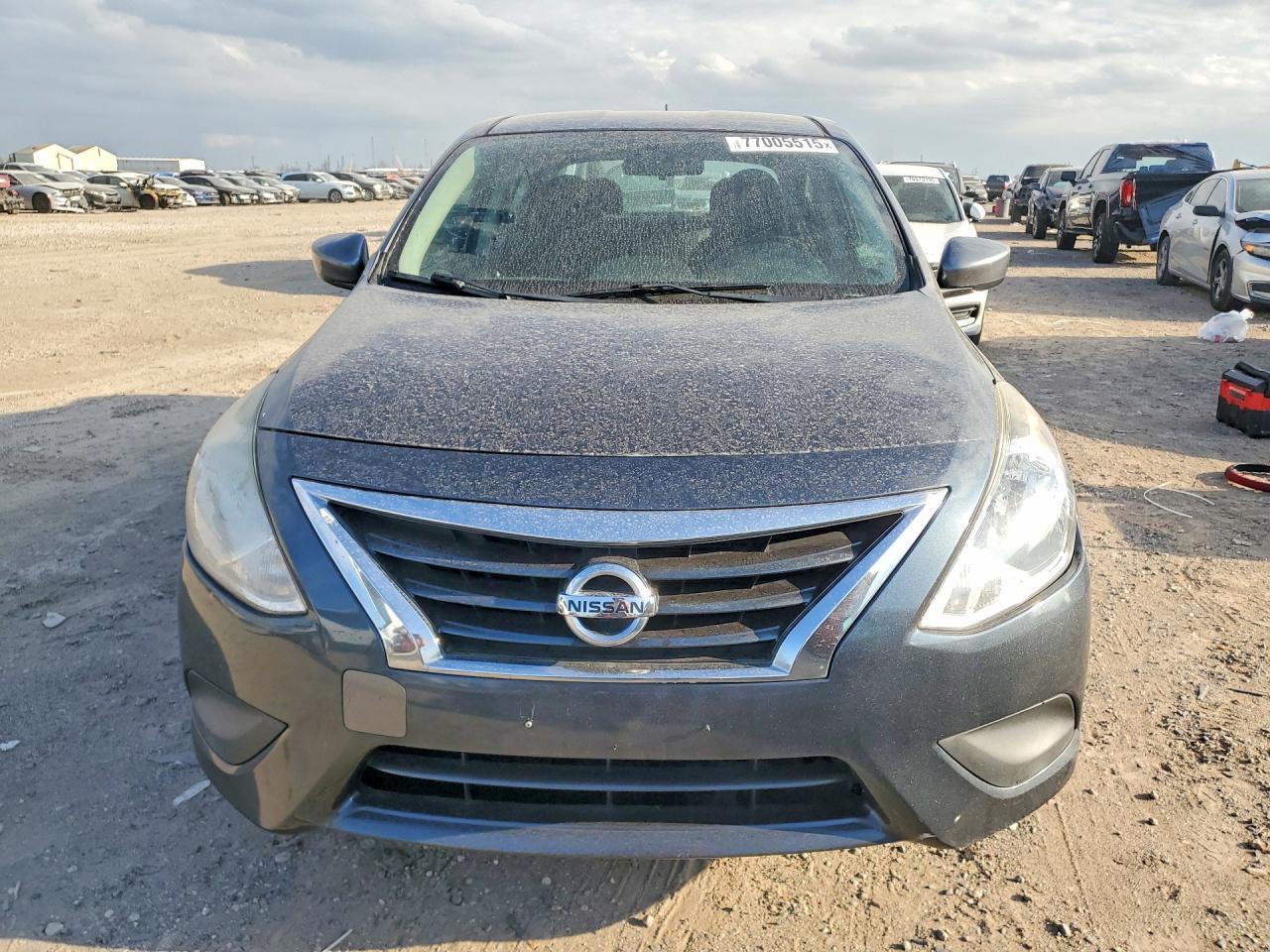 2016 Nissan Versa S - Фото 5