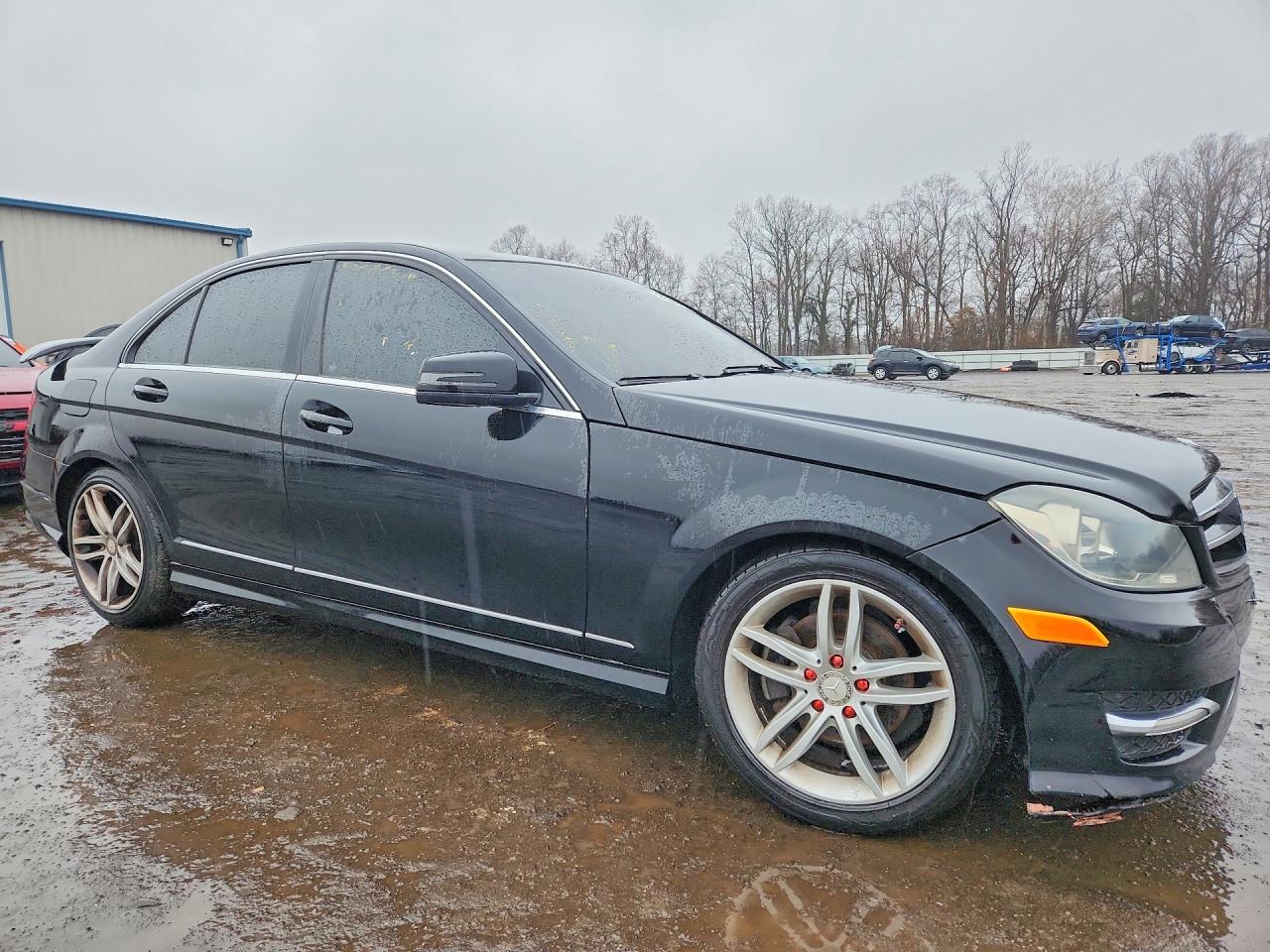 2013 Mercedes-Benz C 250 - Image 4
