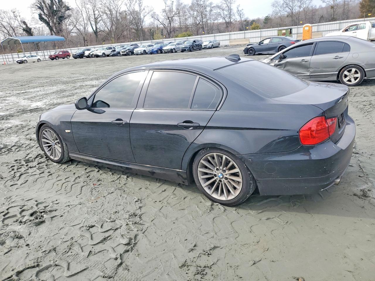 2011 BMW 335 D - Фото 2