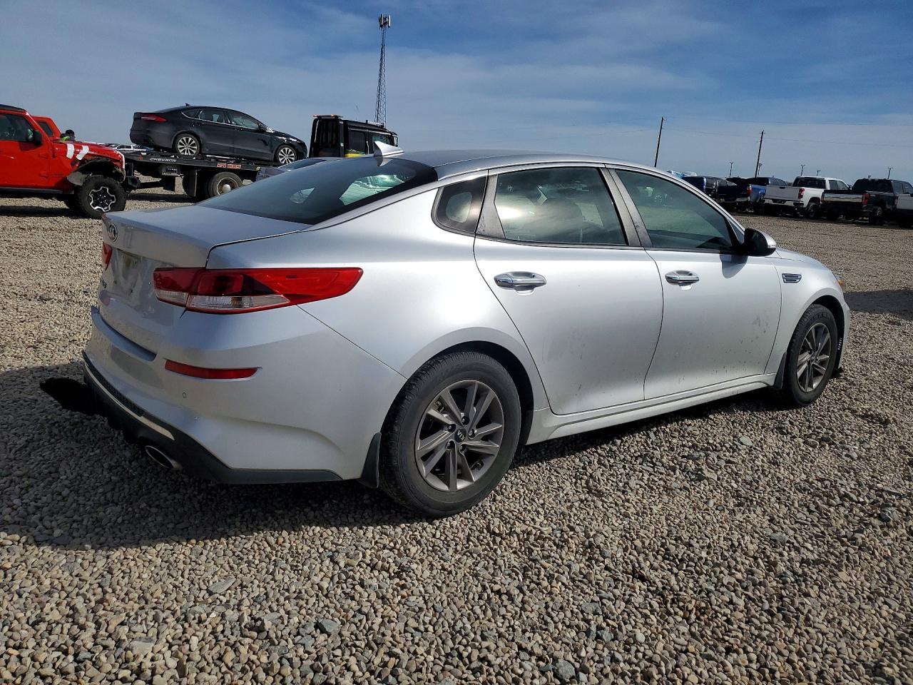 2020 Kia Optima Lx - Фото 3