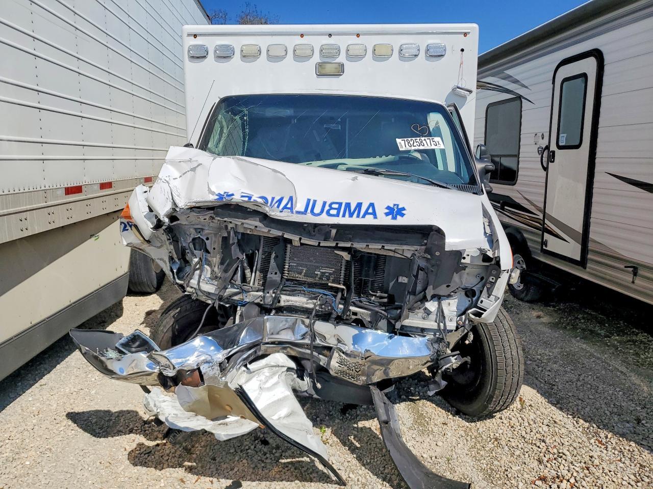 2022 Ford Econoline - Ambulance - Фото 5