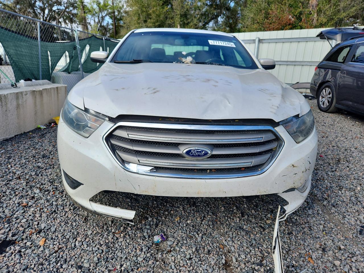 2015 Ford Taurus Sel - Image 5