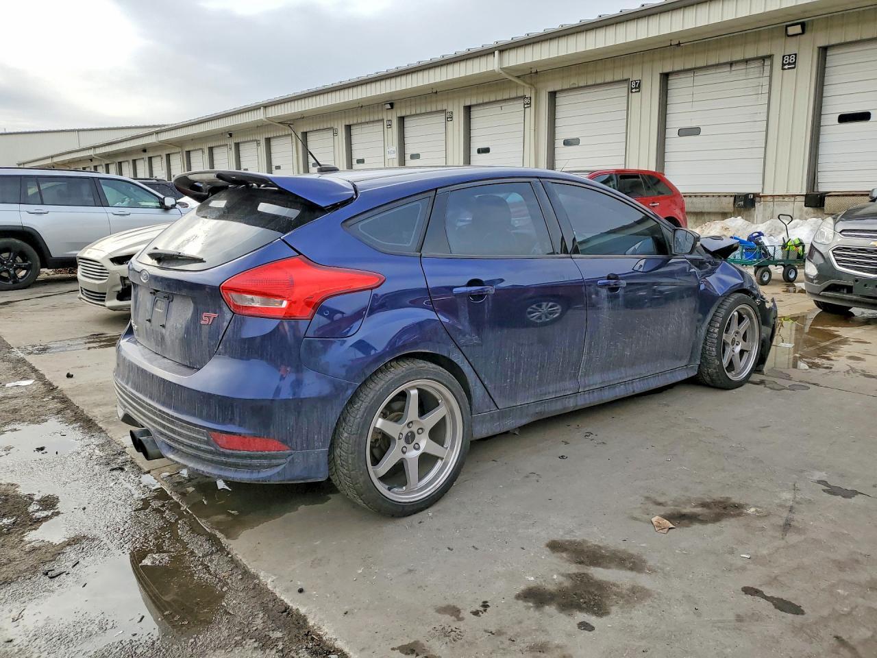 2017 Ford Focus St - Image 3