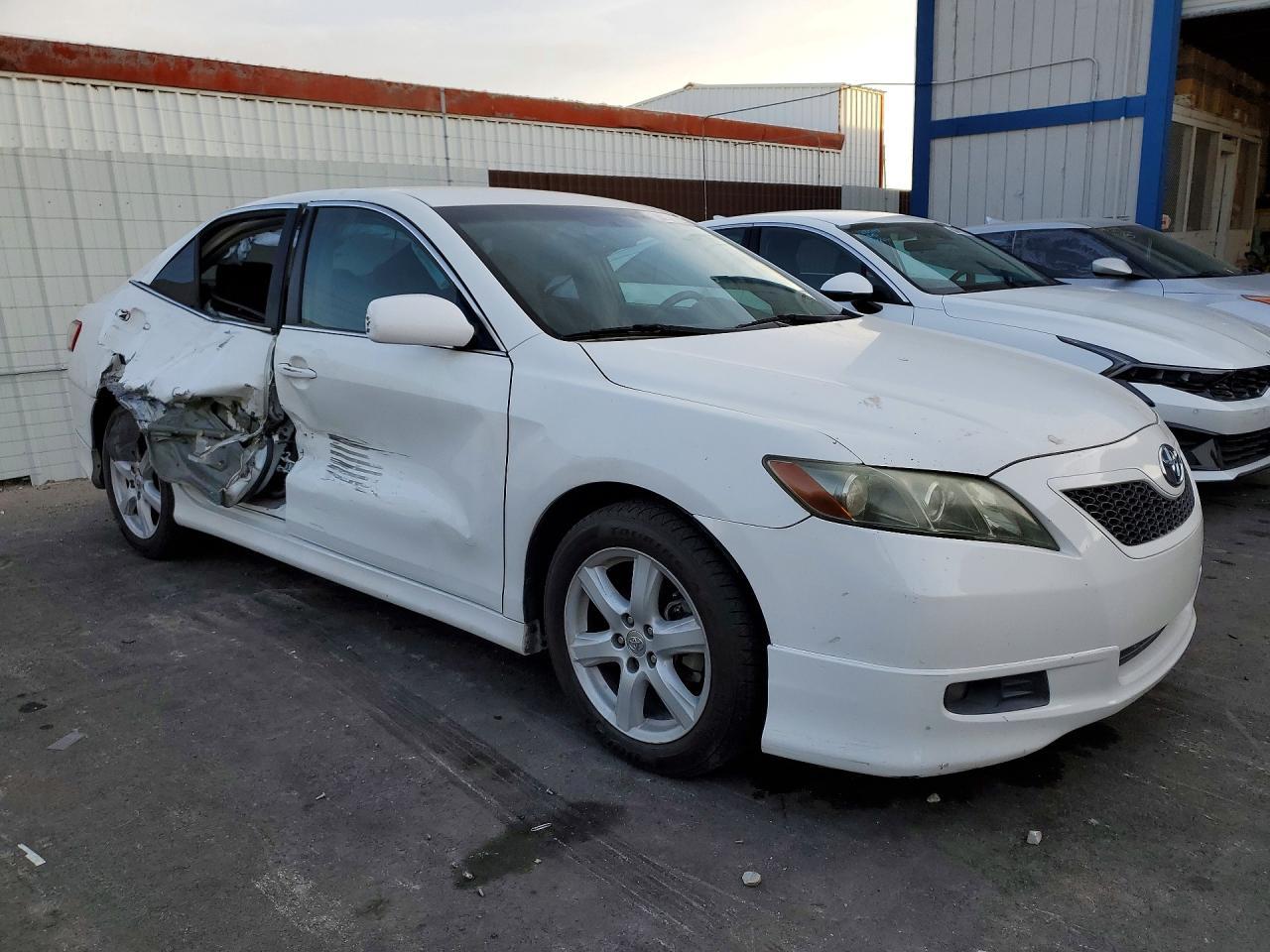2009 Toyota Camry - Фото 4