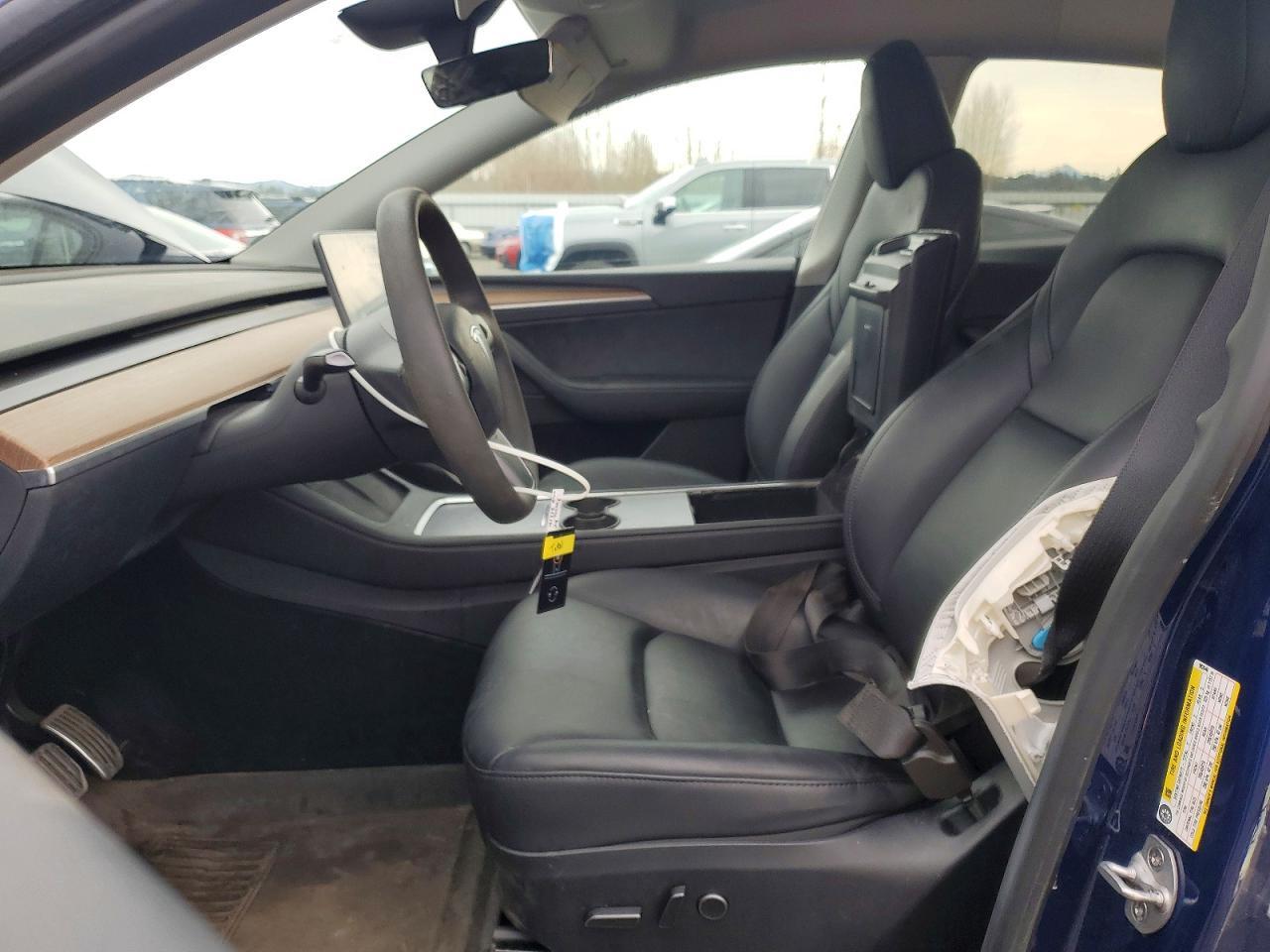 2024 Tesla Model Y - Image 7