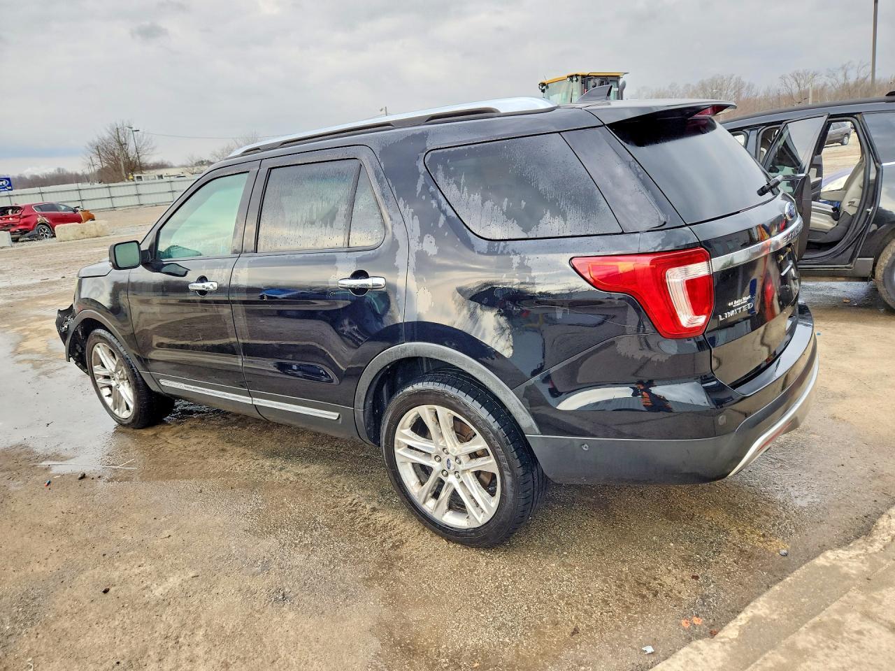 2017 Ford Explorer Limited - Image 2