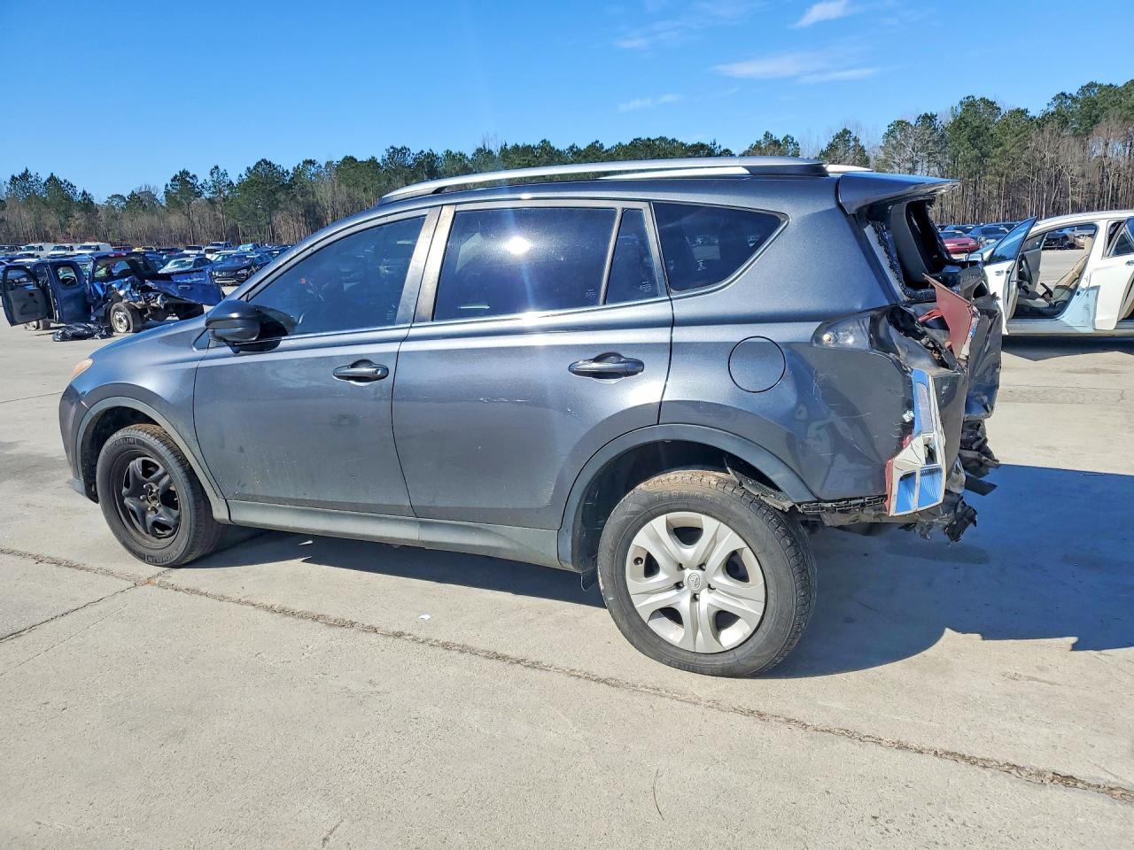 2015 Toyota Rav4 Le - Фото 2