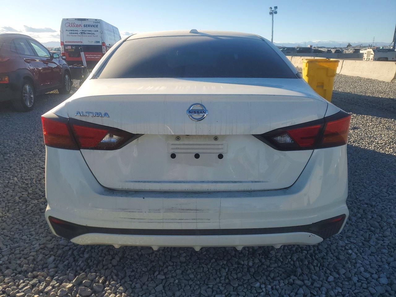 2020 Nissan Altima S - Фото 6
