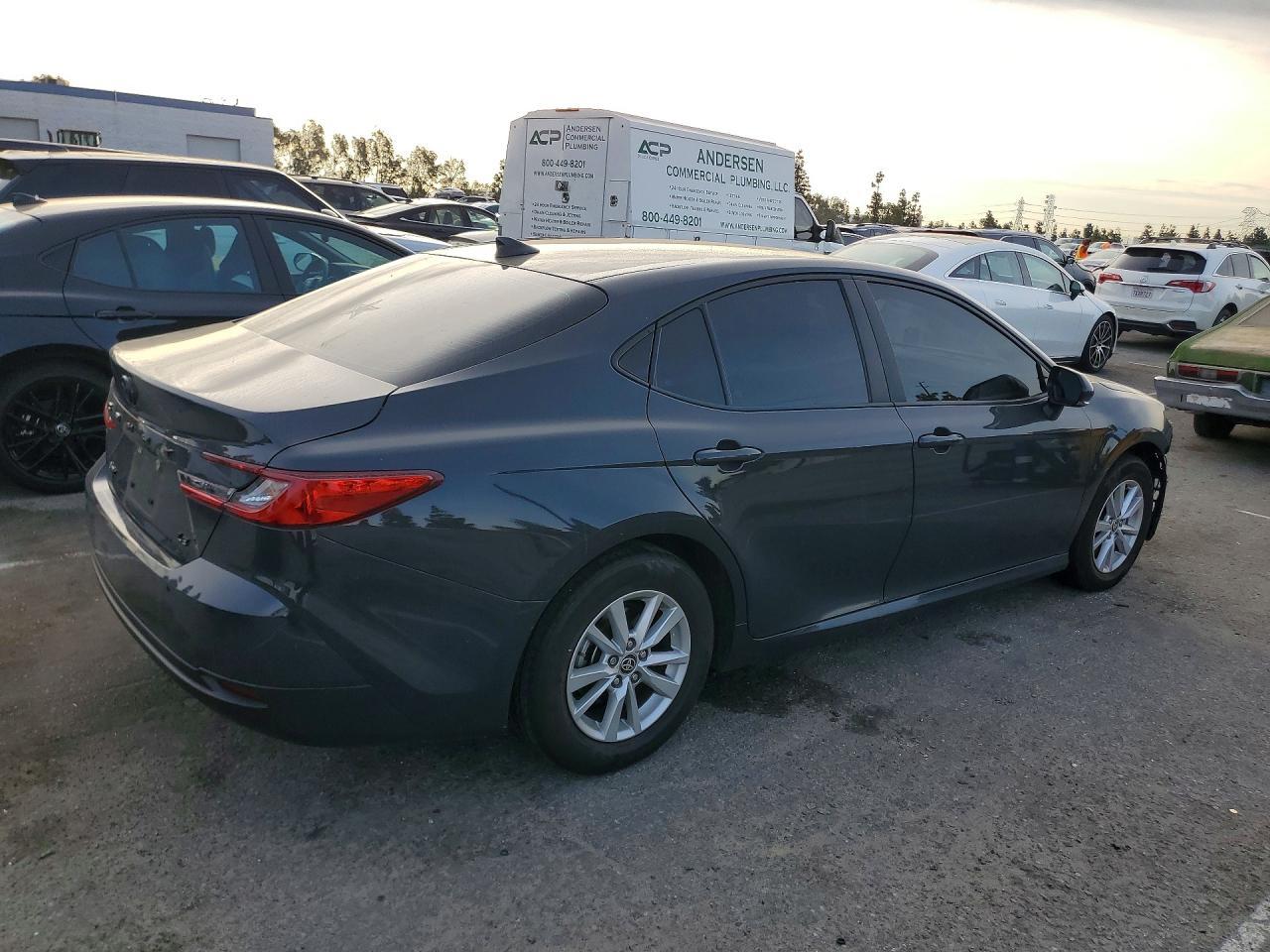 2025 Toyota Camry Xse - Фото 3