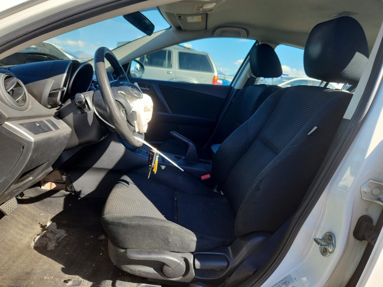 2013 Mazda 3 I - Фото 7