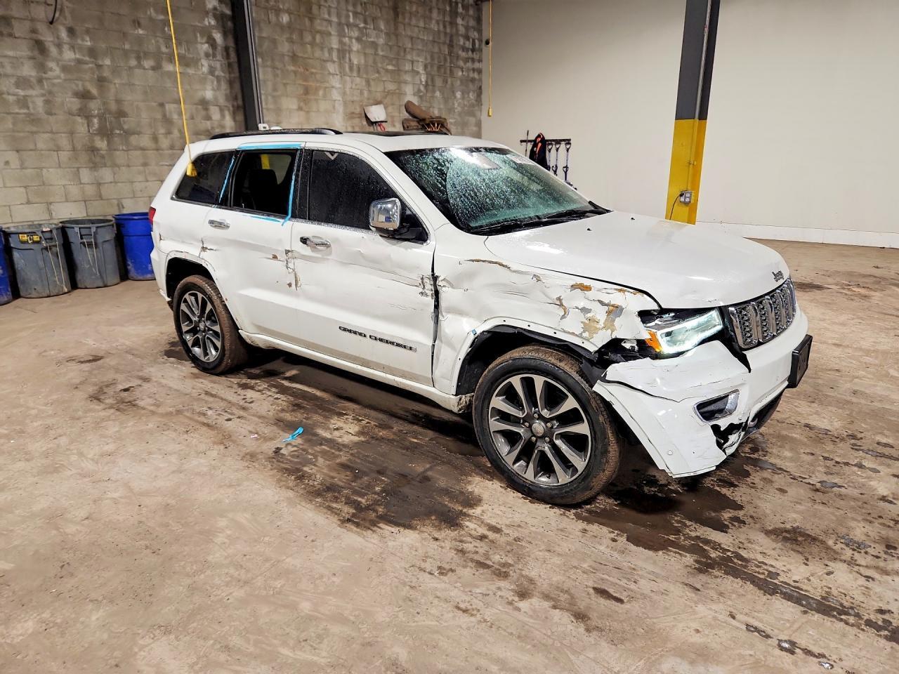 2018 Jeep Grand Cherokee Overland - Фото 4