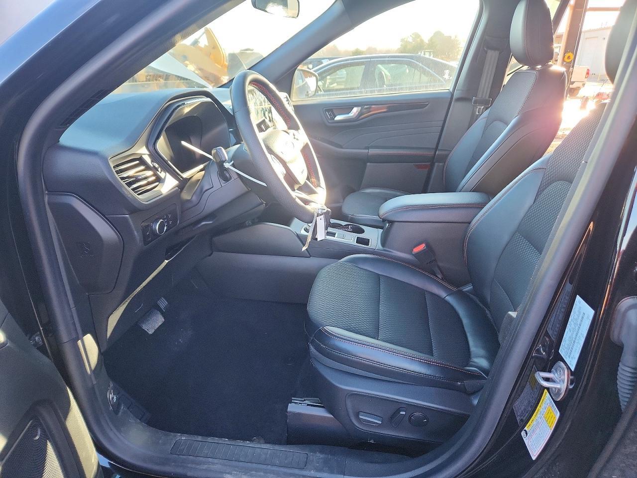 2025 Ford Escape St Line - Фото 7