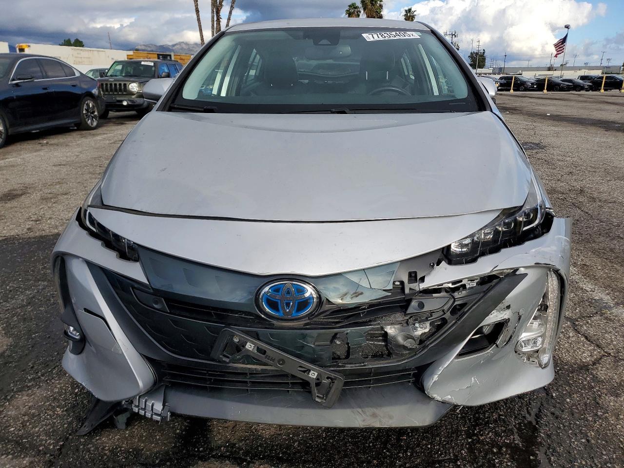 2022 Toyota Prius Prime Le - Фото 5