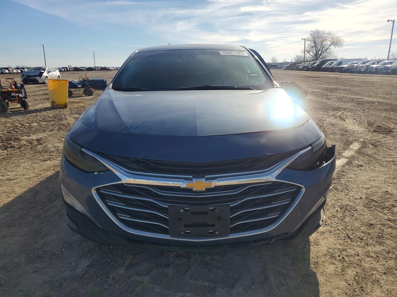 2025 Chevrolet Malibu Lt - Image 5