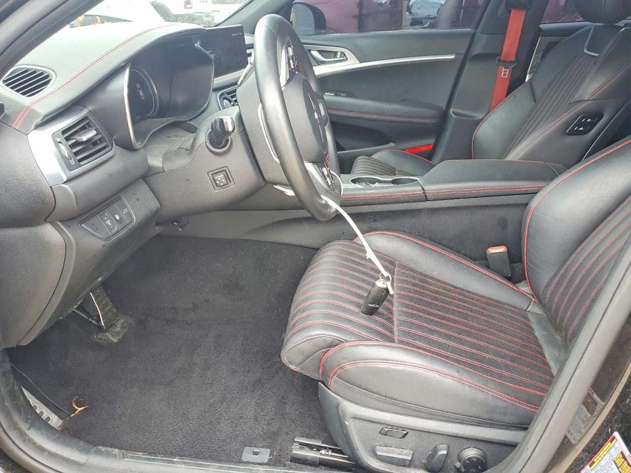 2023 Genesis G70 Base - Фото 7