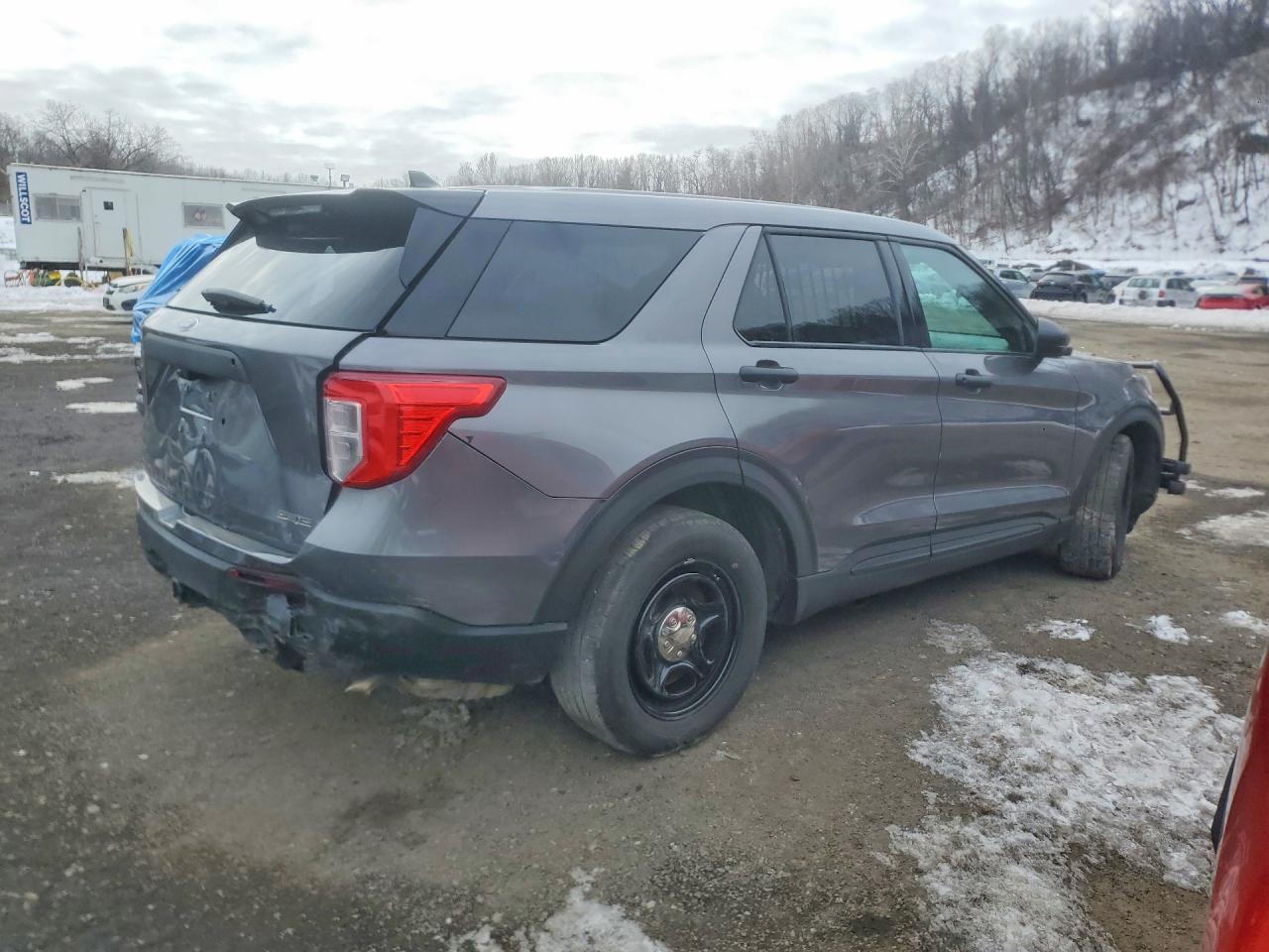 2023 Ford Explorer Police Interceptor - Image 3