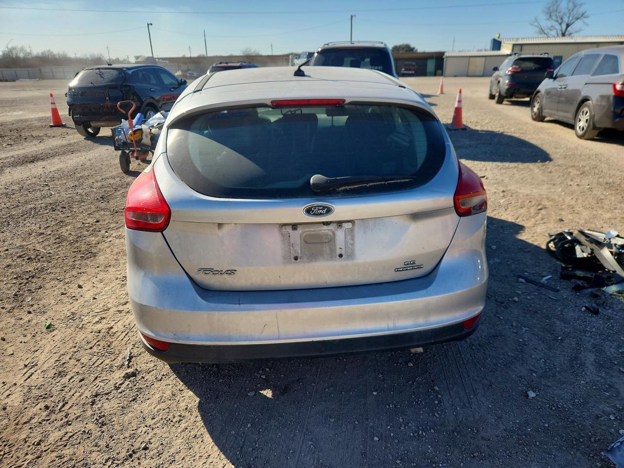 2016 Ford Focus Se - Image 6