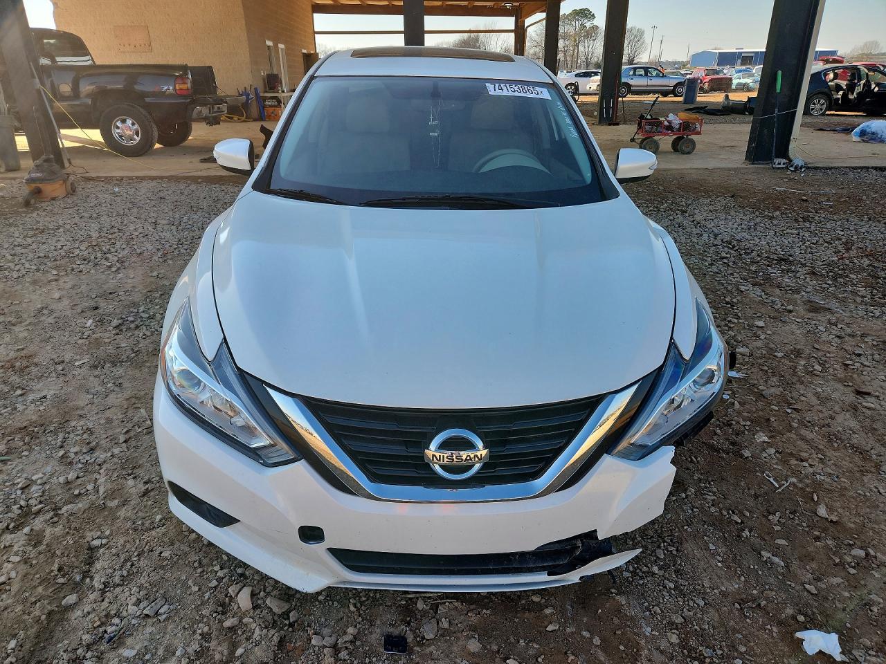 2017 Nissan Altima 2.5 - Image 5